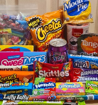 سناكس وحلويات